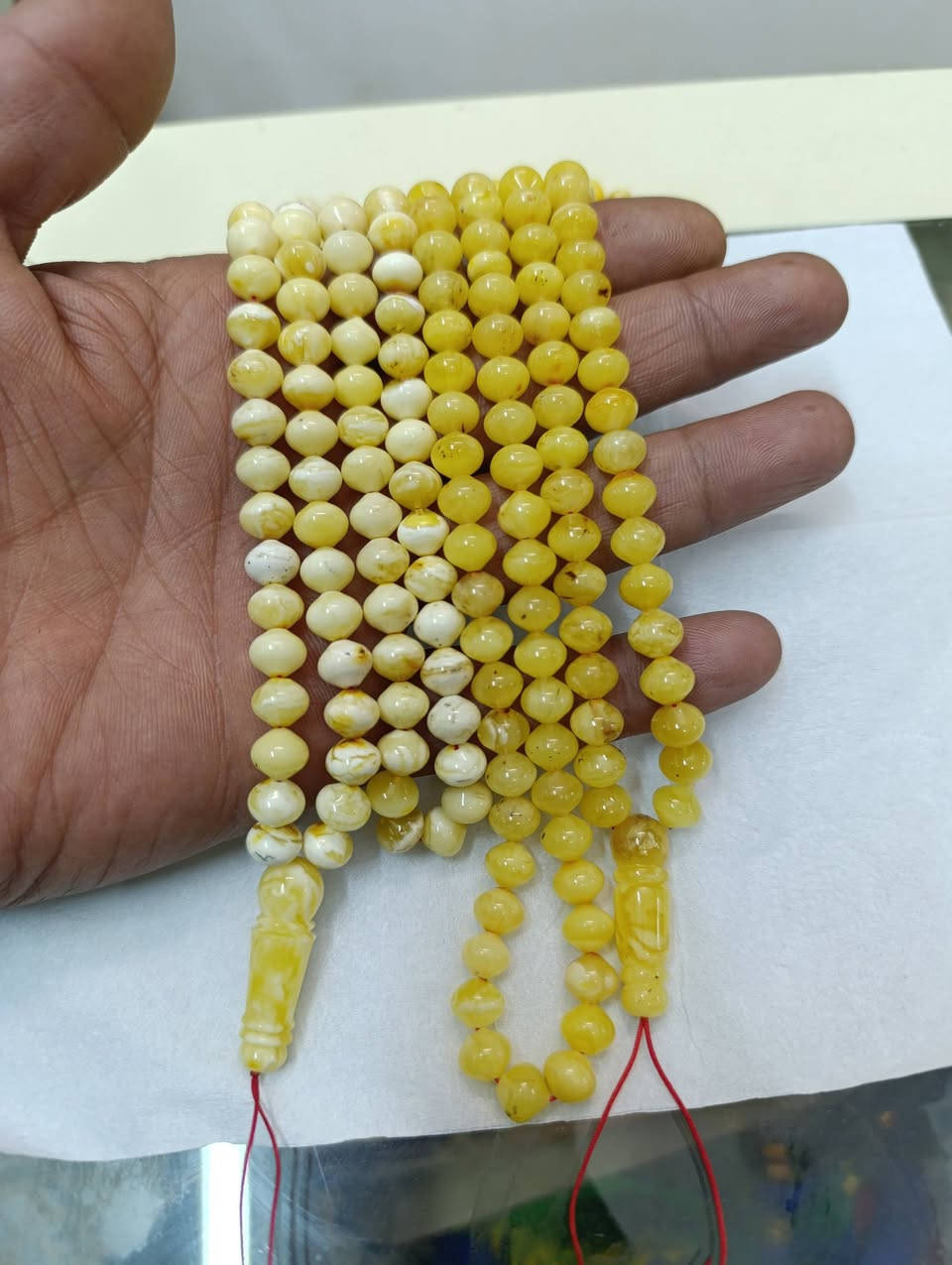 كهرب كلنكرادي جميلات شواهد استندر نمش بسيط 101 المسابح وزنهن 58 غرام سعر الغرام 3000 الف عراقي يوجد توصيل *********** خالد ابو علي الساعدي
