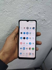 ريلمي • ٣٢ • ٢ رام