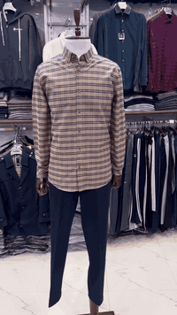 أزياء ضرغام العبودي شارع الخليج مجاور صيدلية در سعيد تتوفر خدمة توصيل لجميع المحافظات تواصل على الأرقام التالية ***********
***********
