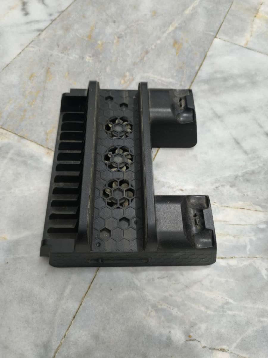 بلي 4برو واحد تيرا ودركسون pxn
مراوس بلابتوب او للبيع


**إذا كنت صاحب هذا الإعلان وتريد حذفه لأي سبب، رجاءا أرسل رسالة إلى الدعم الفني**