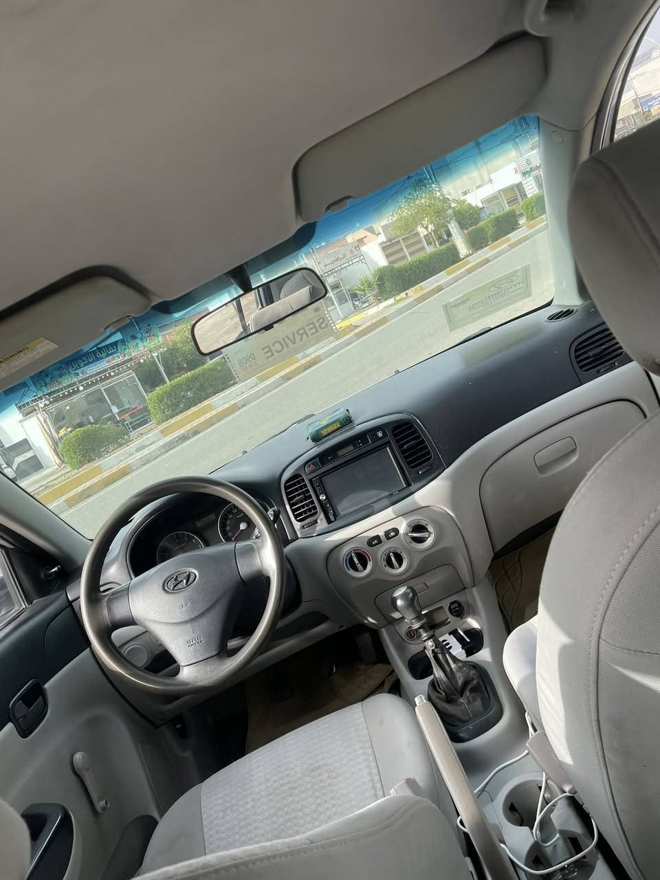 السلام عليكم هونداي اكسنت موديل ٢٠٠٧ لون سلفر سياره كلش جديده و حلوه رقم سليمانيه شرط تحويل رقم قديم سياره گير عادي 
سياره ٣ قطع سياره بي شويه دواخل  صبخ و حزام  بخ شرط گير و محرك بدون مصرف 
كلشي بي جديد
سعر٦٩ مجال  

*********** 
***********

هوندای ئەکسنت ٢٠٠٧ رەنگی رەساسی سەیارەکە زۆر جوان و پاک و بی مەسرەفە گێرو مەکینەی بەشەرت بەشەرتی تەحویل و خرامە و گێر عادی
سەیارەکە ٣ پارچەی پیشەوەی هەیە لەگەل یەک تۆز ناوی گردوە بە ئەستەم وە باقی حیزام بەخە
 سعر٦٩ مجال
