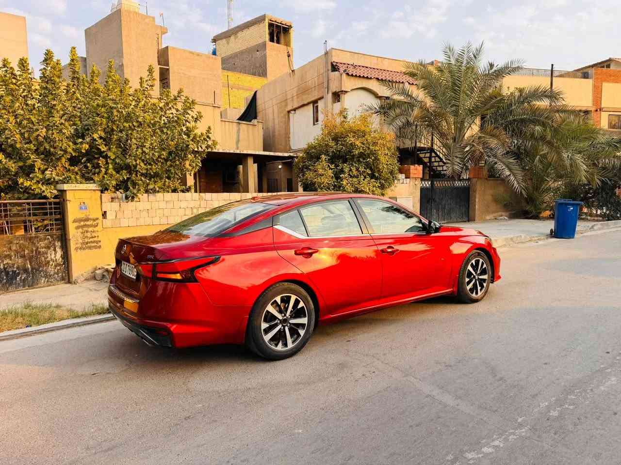 النظيف 🔥🔥
للبيع نسيان التيما موديل 2021🚘🚘
SRفئة 
سياره وارد امريكي  
رقم اربيل الجديد
شرط تحويل 
گير محرك تبريد كله بشررط
بصمة ابواب 
دخول ذكي
تشغيل عن بعد 
موصفات ال SR معروفه 
كير محرك تبريد بشرط 
صور السياره بالمنشور
بيه جاملغ امامي فقط صبغ 
ونص جاملغ خلفي  في بغداد 
حادثه بسيط بدون دواخل وشواصي 
سياره ماشيه 110 مايل
الخاص مفتوح
مكان السياره بغداد / المنصور + الدورة

للاستفسار
 ***********
