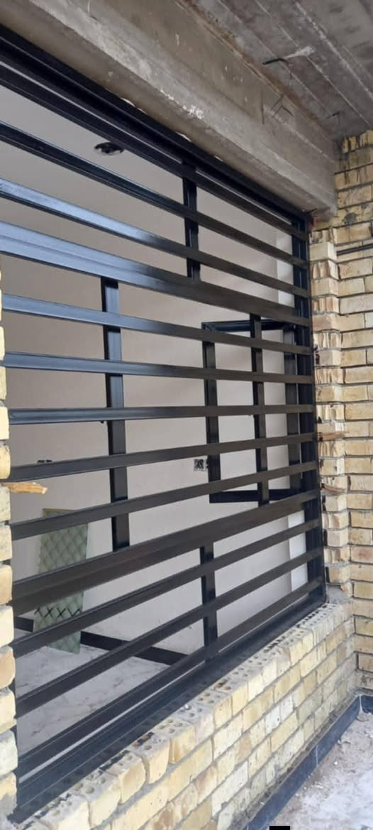 السلام عليكم يوجد كادر مخصص صبق شبابيك وشد جام رقم الهاتف ***********
