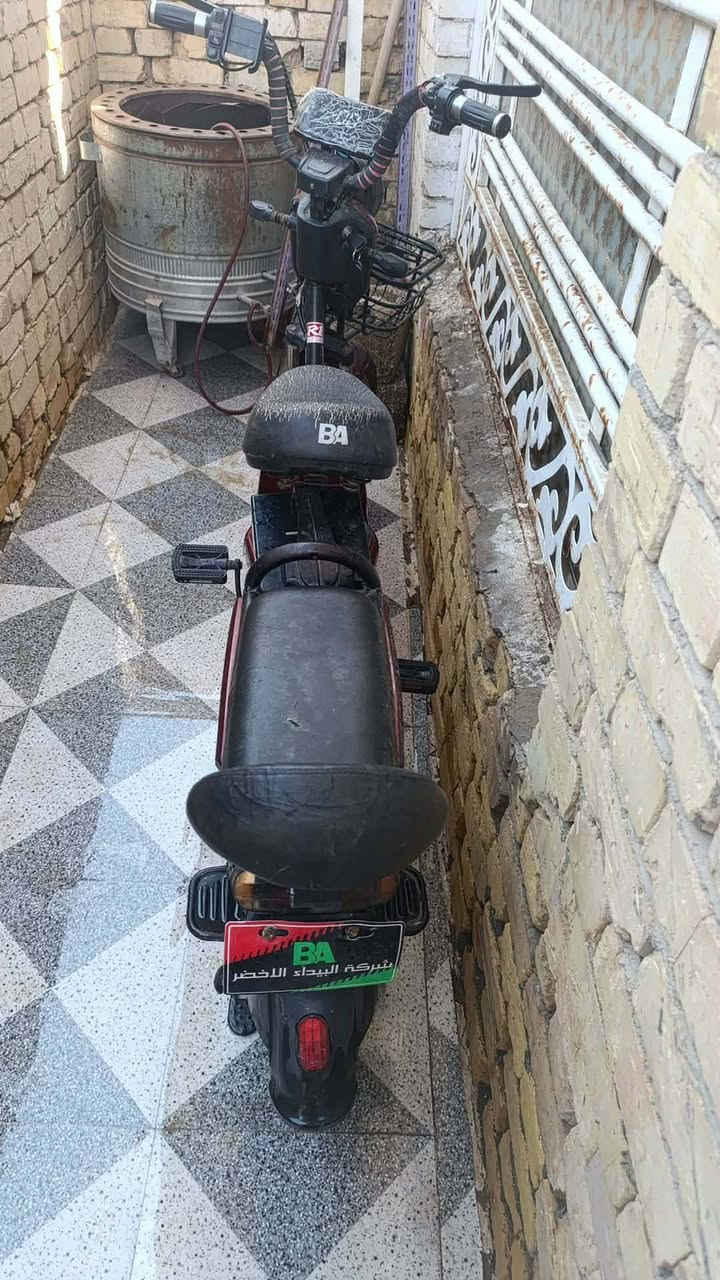 السلام عليكم بايسكل شحن حجم 26 الحجم الكبير 4 نمر سرعته 100 بطاريات 4 جدد
السعر 400 وبيها مجال


**إذا كنت صاحب هذا الإعلان وتريد حذفه لأي سبب، رجاءا أرسل رسالة إلى الدعم الفني**