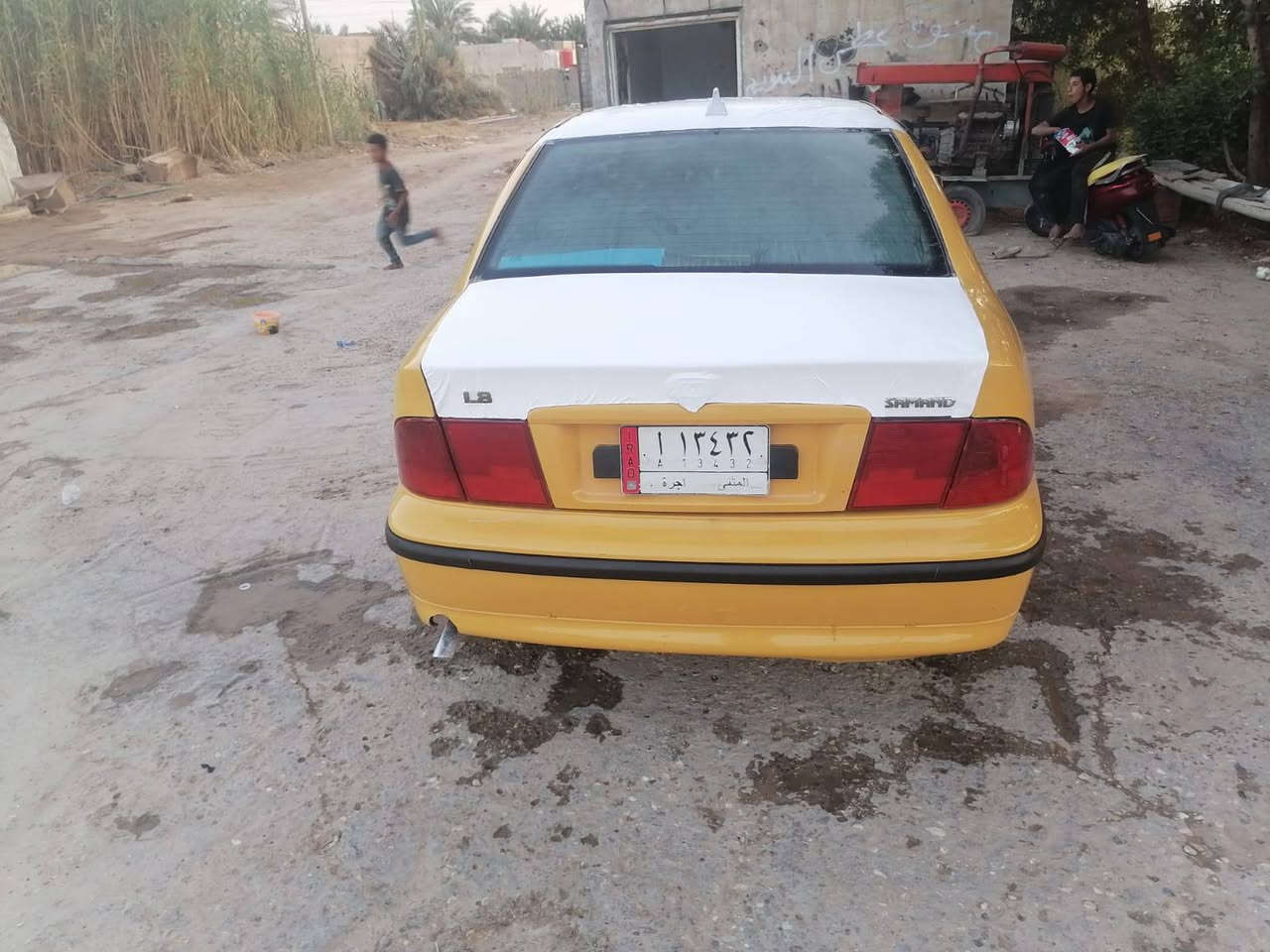 السلام عليكم سمند  للبيع موديل 11  سنويه 30 سياره جاهزه من كير ومكينه وحداده وتخم تاير 
السعر 28 والستفسار  اكثر الاتصال ع ***********
مكان السياره الديوانيه الحمزه الشرقي غير متواجد على الفيس
