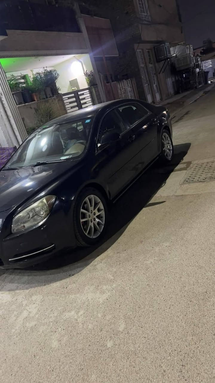 سلام عليكم ماليبو ٢٠١١بغداد بسمي خليجه مكينه ٢٤٠٠مرغوبه سنويه جديده ٢٠٣٠كير مكينه بلاد بدون فتح تبريد ثلج *********** فقط قطع صبغ ولباقي مكفول
