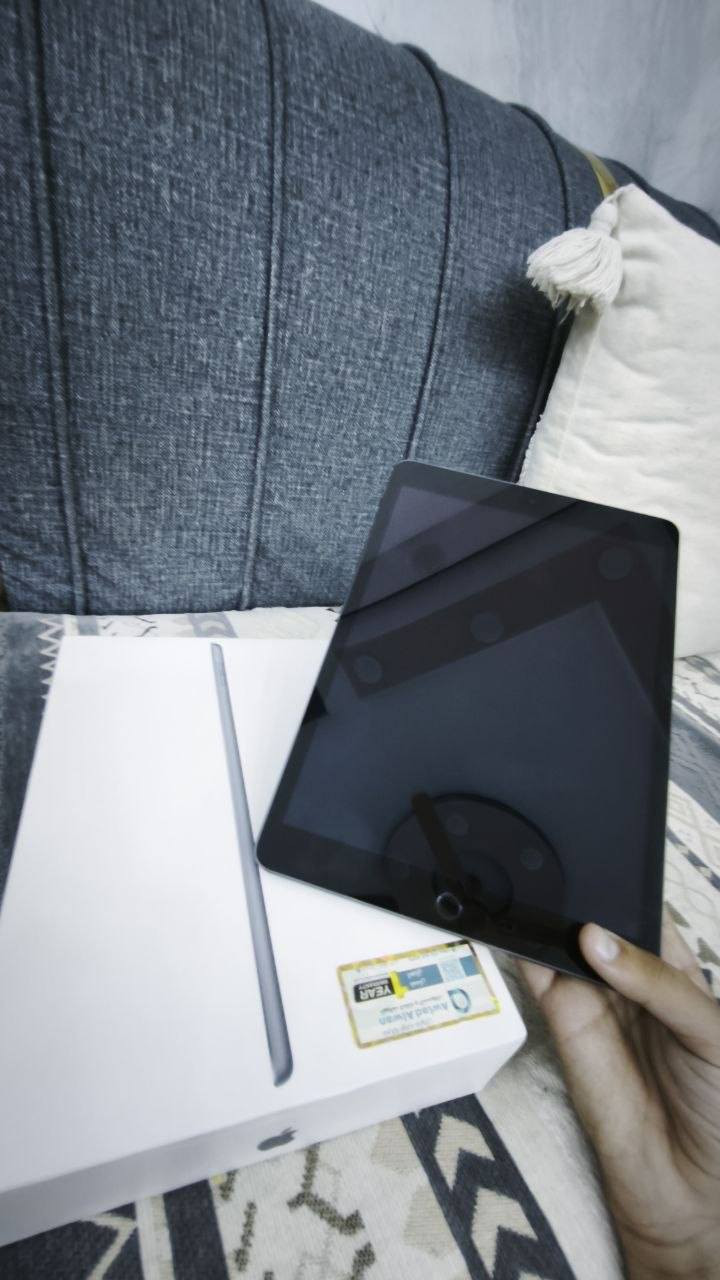 للبيع ايباد ۹ ابل مستعمل
١. الذاكرة : ٦٤ گيكا

۲ بطارية ۸۳

الشاشة نضيفة كلش وما مكسورة كلش

متوفرة وياه جميع ملحقاته

شاحنه كاملة . كفر

السعر ٢٧٥ وبي مجال حك الجيه ، مكان ميسان حي الجامعة شارع ٥٠

*********** :رقمي متواجد وتساب
