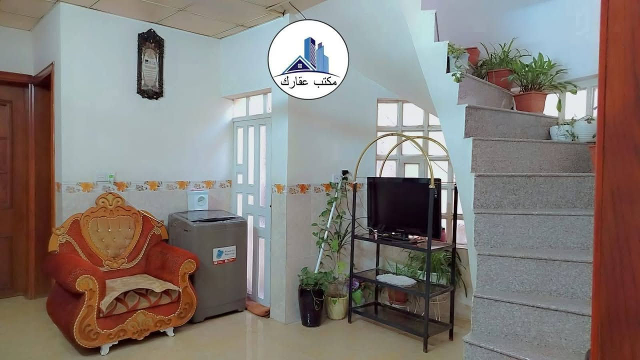 دار سكني زراعي ملك صرف بستان بيع
مستعجل ومناسب هم السعر(75)

(الموصل حي الملايين الثانية قرب جامع 

العادل)

المدخل الثاني مقابل سوق القوسيات

المساحة 200 متر طابق غرفتين نوم + 

استقبال وهول ومطبخ ومشتملات 

خدمات كاملة ماء كهرباء تبليط 

للاستفسار (الاتصال) بالارقام التالية 

(***********)
(***********)

