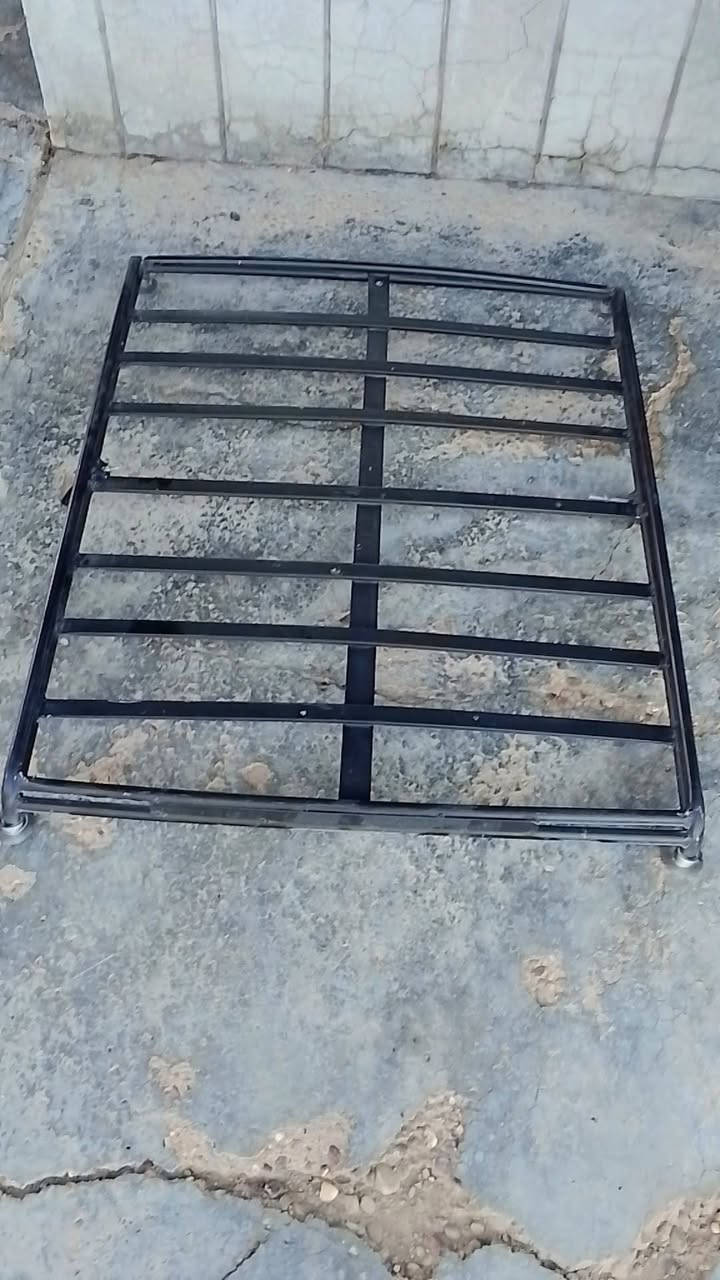 للبيع سيبايه تفصال اصليه السعر 100وبيه مجال *********** المكان ابو غريب
