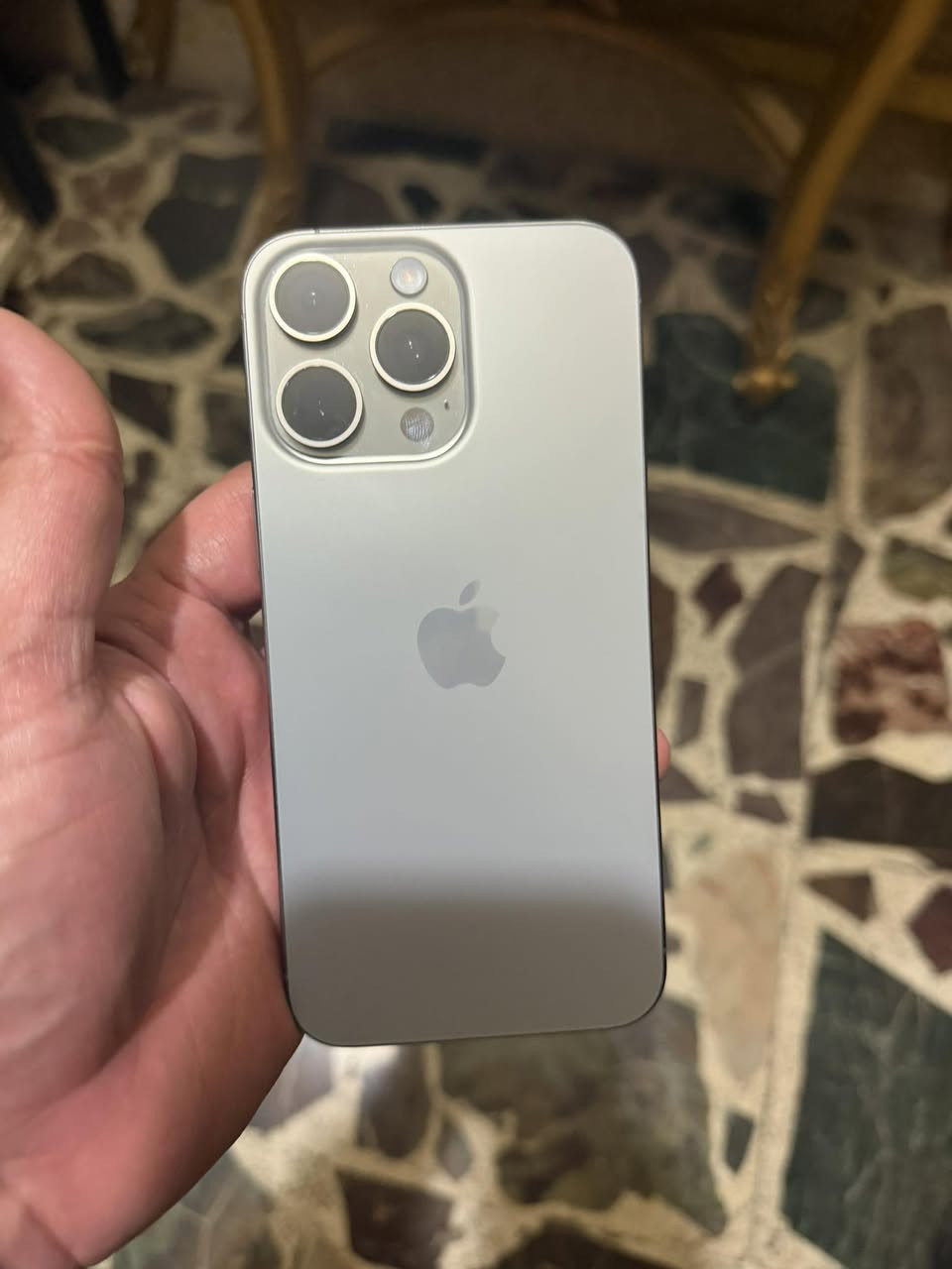 للبيع ايفون 15 بروماكس سلفر تيتانيوم اخو الجديد ذاكرة 512 بطارية 89 مع العلبة كاملة مكفول من الخدش والضرر مع حماية شاشة وكفر اصلي 
السعر مليون و200 الف


**إذا كنت صاحب هذا الإعلان وتريد حذفه لأي سبب، رجاءا أرسل رسالة إلى الدعم الفني**