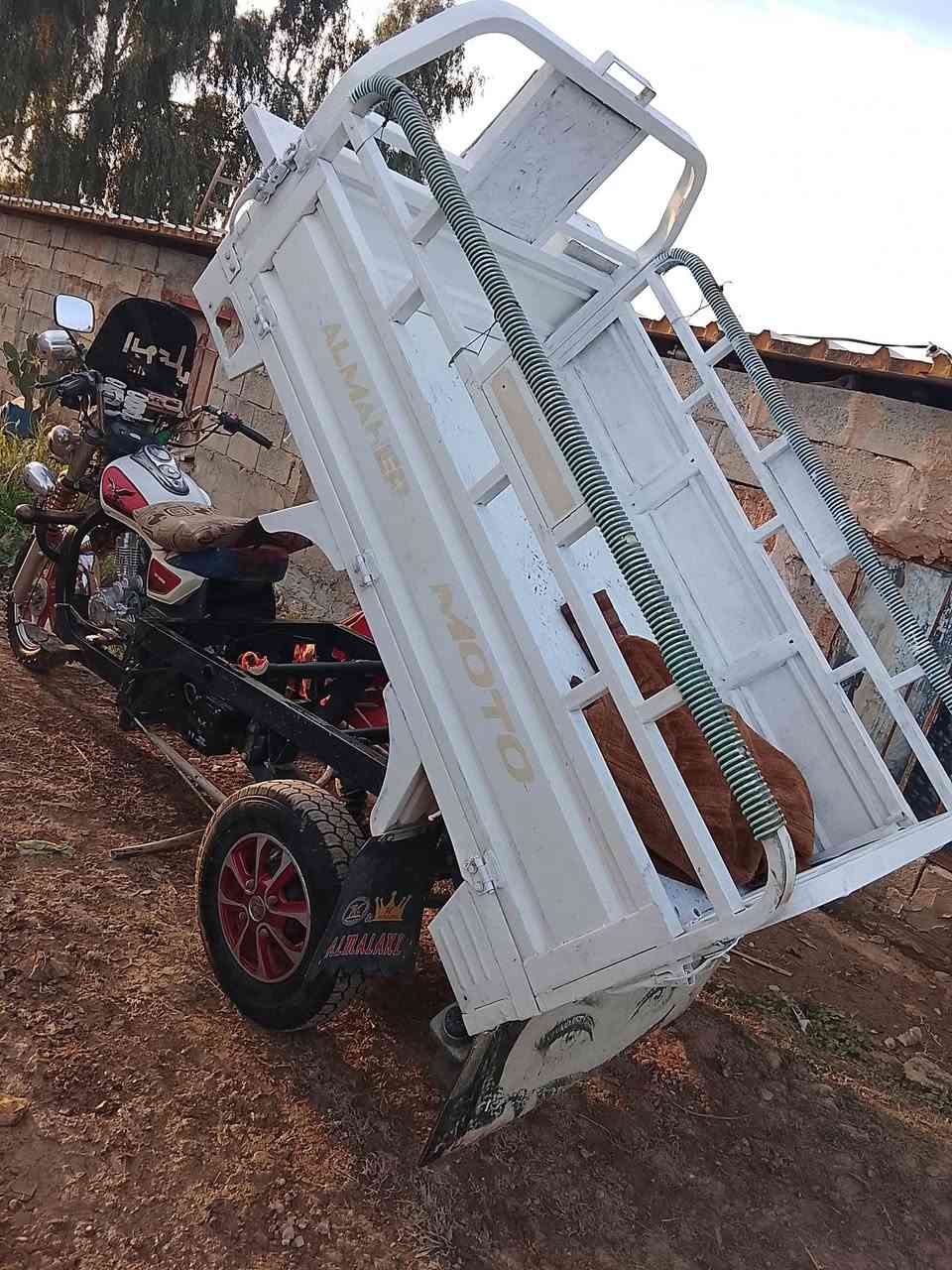 سلام عليكم ستوته للبيع ام طير موديل 20 محرك 25 بجيس ستوته كامله مكفوله كهربائيات خير  من الله شراي يتصل يدلل *********** اتصل دلل غير متواجد عل فيس
