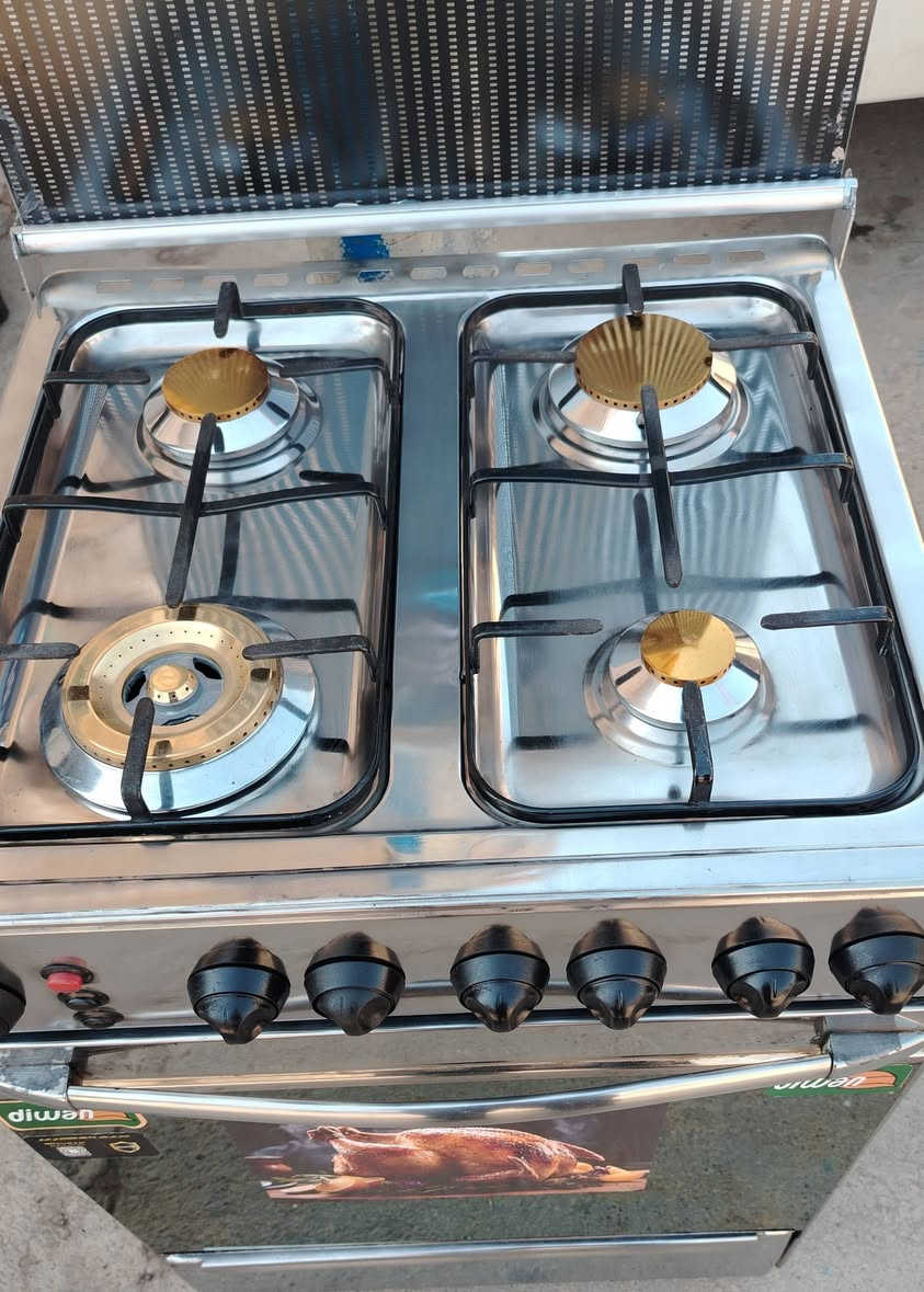 اخو الجديد
السعر ١٢٥ بي مجال
للتواصل ***********
العنوان كراج الشمال
