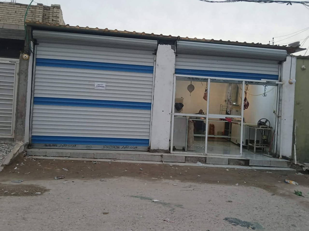 🏪 4 محلات للإيجار - موقع تجاري ممتاز*  
*طريق نجف - كربلاء*

*📍 الموقع:* مقابل جسر الشهداء - عمود 108  
*📈 الميزة:* المنطقة بحاجة لـ  
- قصاب  
- كوزمتك  
- فرن صمون  
- تصليح دراجات  
- تصليح سبالت  

*💡 فرصة ذهبية لأصحاب المشاريع*  
المكان حيوي وعلى طريق الزوار مباشرة

*📞 للاستفسار:* راسلني خاص


**إذا كنت صاحب هذا الإعلان وتريد حذفه لأي سبب، رجاءا أرسل رسالة إلى الدعم الفني**