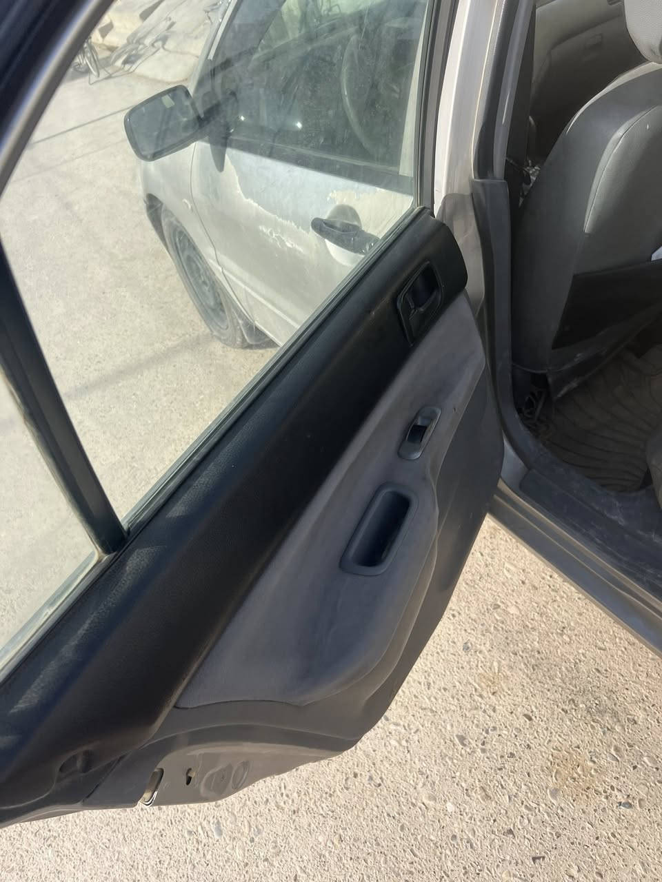 مسيبوشي لانسر 2006 اوتو ماتيك خير من الله بلاديه سعر 70 بيها مجال ‭0771 679 3437‬
