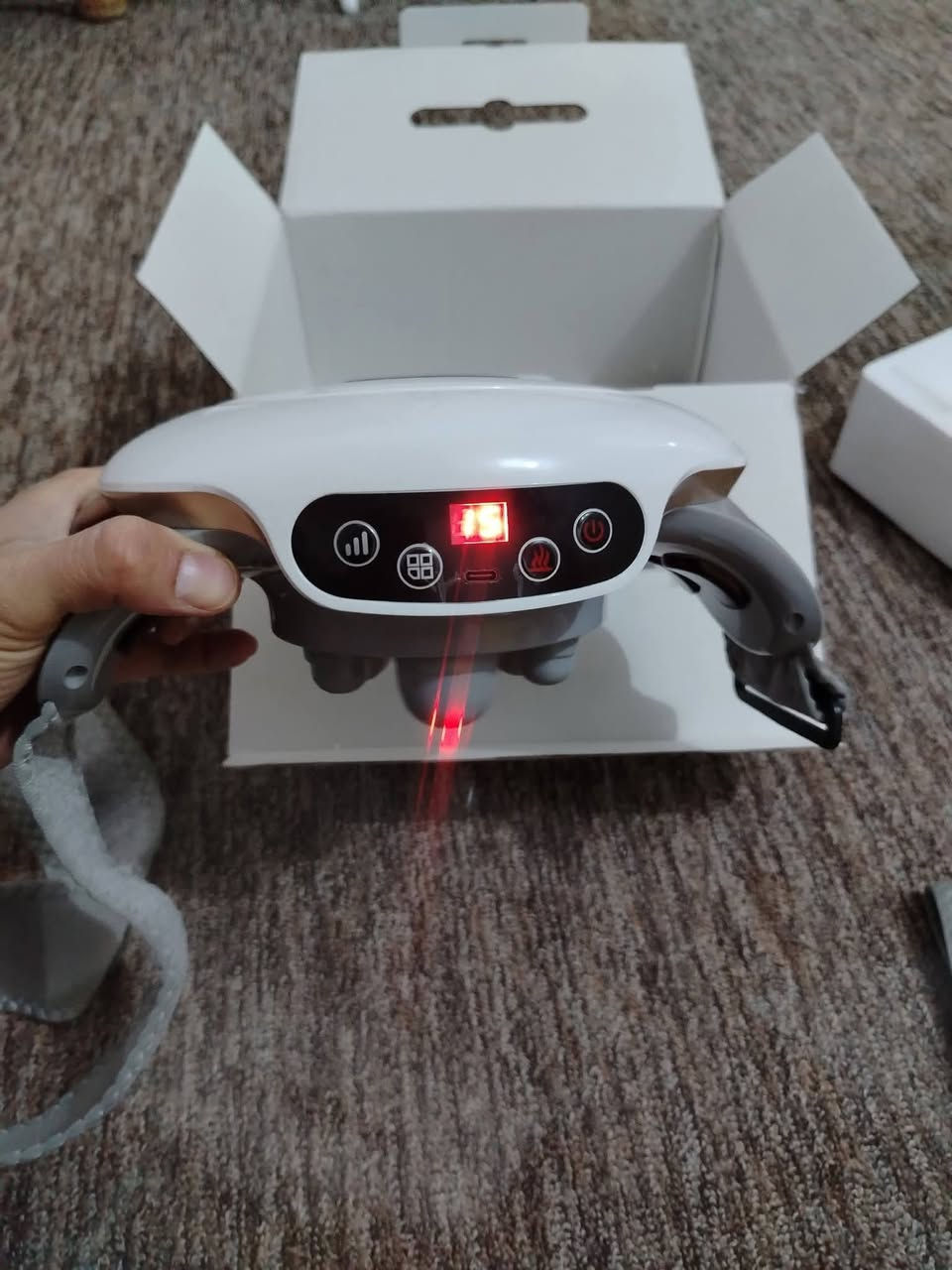 جهاز تدليك البطن
يستخدم لتخفيف الالم واسترخاء العضلات تشمل ميزاته الرئيسيه مايلي
يساعد على الاسترخاء وتخفيف الام العضلات
يمكن استخدامه لمناطق مختلفه من الجسم يعمل على الانسجه العميقه ويتميز بتصميم سهل الاستخدام

سعر 25 مع توصيل


**إذا كنت صاحب هذا الإعلان وتريد حذفه لأي سبب، رجاءا أرسل رسالة إلى الدعم الفني**