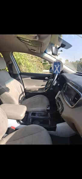 ♥السلام عليكم ورحمة الله وبركاته ♥
♥ السيارة تدعم ﴿الشركة الدولية العراقية KN﴾
♥سورنتو 2020
🔥خليجي 
🔥لون سلفر
 🔥رقم بغداد 
🔥V6 سلندر
🔥نوع الوقود بانزين
🔥سيارة نوع مستعمل 
🔥الضرر فقط شبر تحت الرقم مباشرة وخدوش بسيطة 
🔥السيارة ماشيه ﴿150﴾الف فقط 
🍁السعر 240ورقة وبيها مجال لليجي🍁
🔥الدفع كاش
🔥مواصفات 🔥
🔥بردات خلفية 
🔥مقاعد كهربائيه
🔥مرايه كهربائيّه
🔥الداخل مو جلد 
🔥كامرة 360°
🔥تبريد
🔥مثبت سرعة 
🔥منفذ Use لراكب الاول والثاني والثالث 
🔥قطعة تبريد خلفية للراكب الثالث
 🔥مواصفات القيادة 4 
✅ECO
✅SPORT
✅SMART
✅COMFORT
🔥7 راكب 
🔥سبير جديد 
🔥لد زنون 
✅ومواصفات ما يحتاج اذكرها معروفة ✅
اتصل على الرقم ***********
السيارة فقط لبيع او مراوس.
