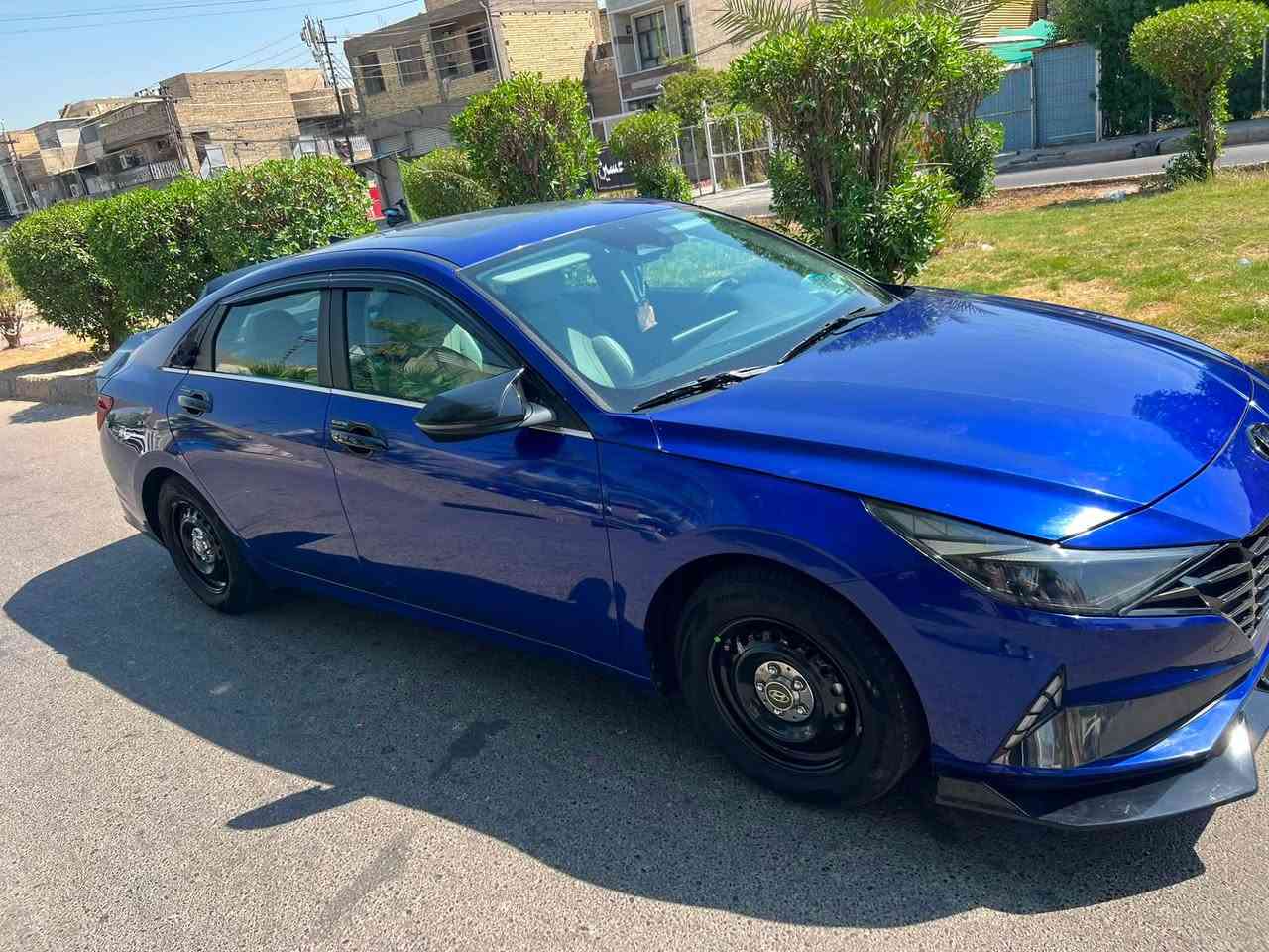 النترا 2023 للبيع
وارد امريكي حادثها جاملغ وبنيد حادثها صطحيه

محرك 2000 دوش كير مكينه على وضع الشركه وتخم تاير جديد 

صدر جديد
السياره كامله متصرف عليها اي شي

مواصفات ( بصمه / بصمة ابواب /تشغيل عن بعد / رادار  امامي وجانبي/ تحديد مسار / شاشه جبيره / 3 انضمه قياده ) 
صندوق ذكي
كشنات جلد كهرباء
السياره داخلها تو كلر
رقم بغداد باسمي تحويل مباشر

باتري جديد صدر جديد ادامه جديده
الگير  ضايفله براد

مكان بغداد

ضايفلها ويل الويل كب مالتها الاصلي هم موجود عندي

السعر : 175

اي استفسار ***********
