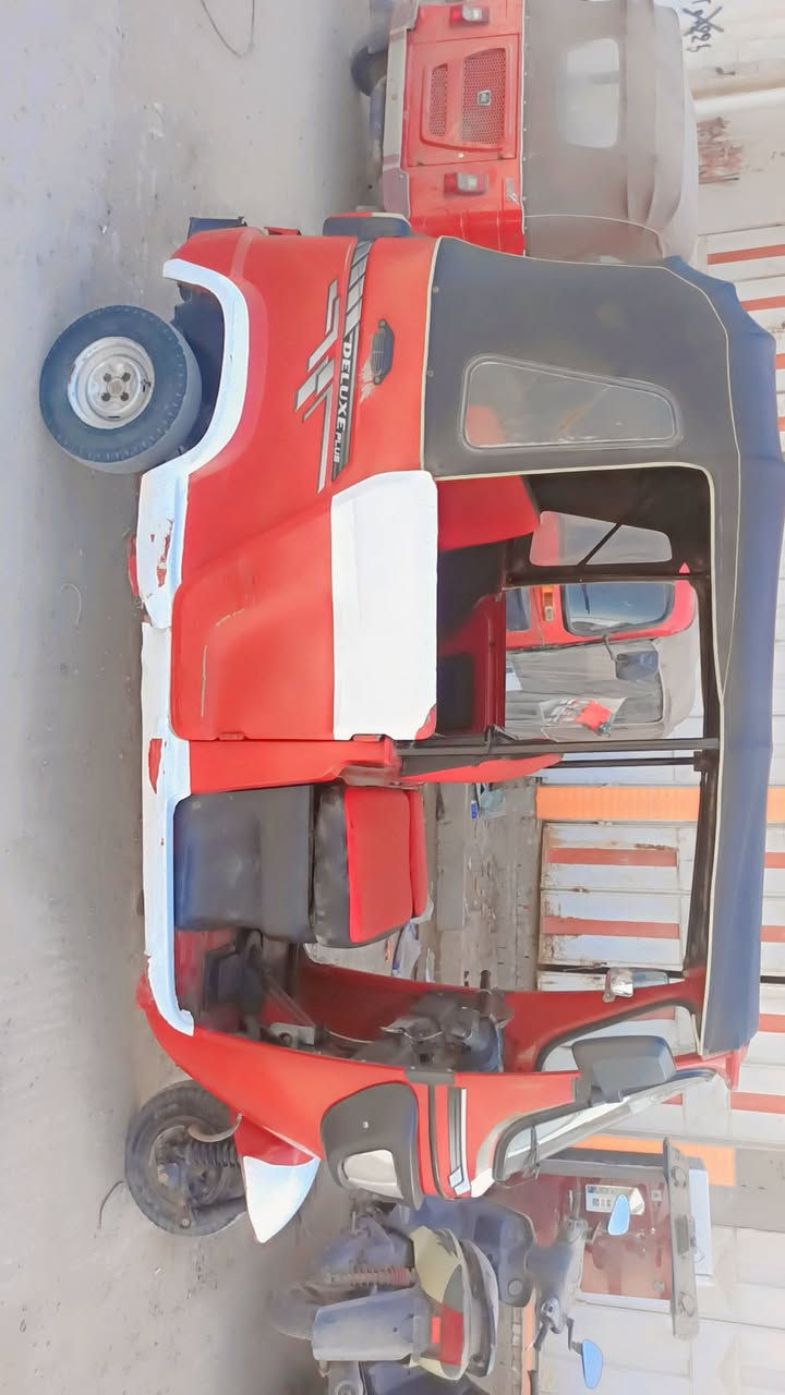 السلام عليكم ورحمه الله
تكتك ٢٢ بالسنويه ٢٣ 
باقي التفاصيل خاص 
***********
واسط الحي
