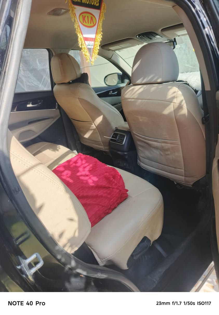 السلام عليكم ورحمة الله وبركاتة
رمضان كريم 
سورنتو للبيع مستعجل 
لون اسود    بغداد   
موديل 2019 شكل 2020
ويل كروم 
3 قطع تبريد 
7 راكب 
شاشه تحكمات استيرن 
سياره نضيفه كبل للشارع 
من البيت للدوام  
اتصل وتدلل 🌹🌹
رقم الهاتف (***********)
