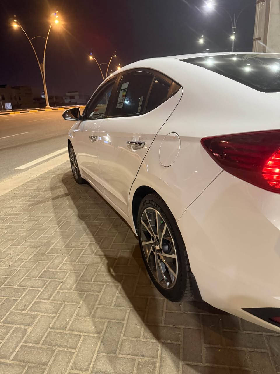 النترا ١٩ خليجي فول مواصفات 
سياره جديده استخدام شخصي 
🔹منضومة تبريد جديده 
🔹تخم تاير 
🔹مري شفط 
🔹حساسات امامي خلفي 
🔹لد امامي نهاري ليلي 
🔹شاشه اندرويد اصلي 
🔹٣ انضمة قياده 
🔹تبريد قطعتين 
🔹فتحه 
🔹بصمتين تشغيل 
🔹ماشيه ١٢٦
🔹رقم اربيل سنوي منتهيه 
للأستفسار ☎️***********
السعر ١٥٤ بيها مجال بصيط البصرة, العراق
