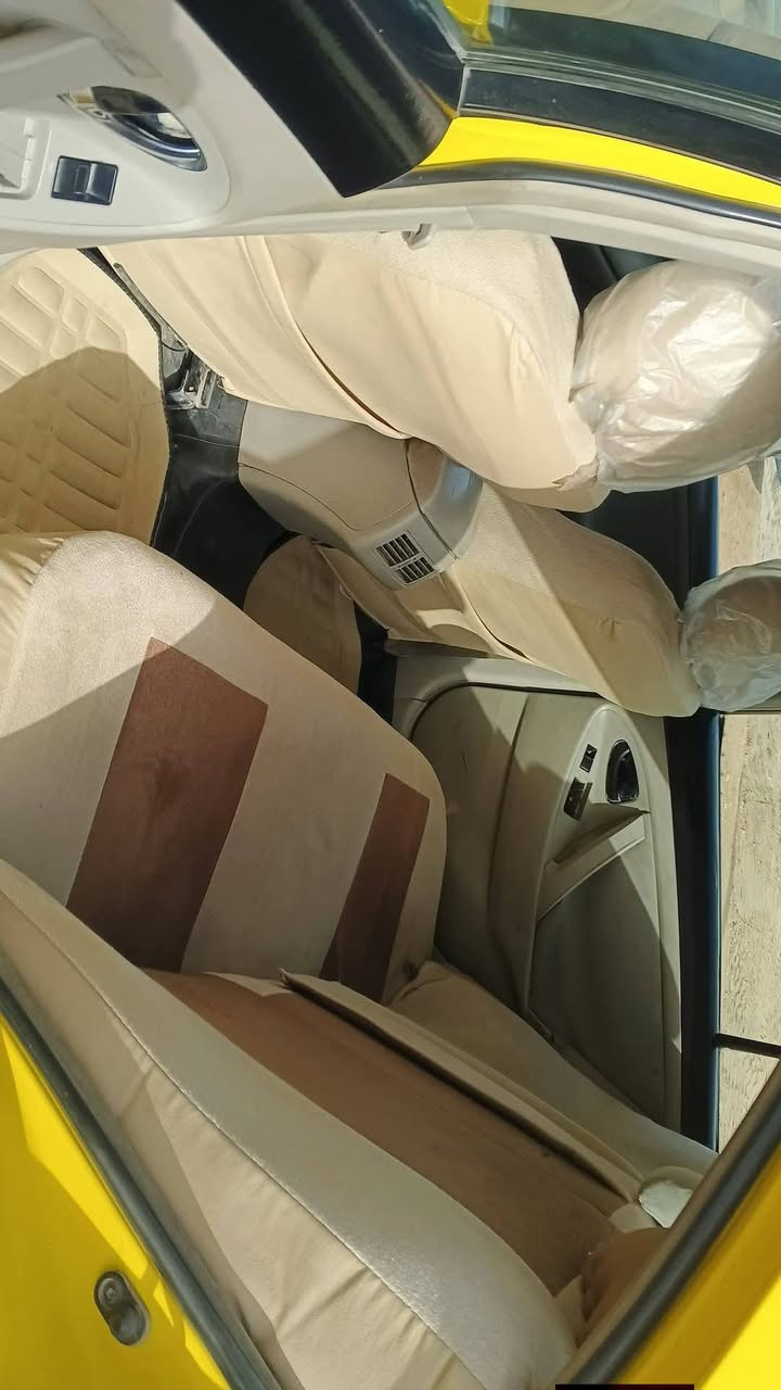 السلام كامري موديل 2007 خليجي بيه جاملغ امامي مكينه كير خير من الله مكينته كورله تبريد تدفءه حداديه رايدله تلكيطات السياره حلوه كلش رقم نجف تحويل مباشر رقم صدامي اتعهد كافت الوصوليات ترهم مراوس حسب القناعه غير متواجد عل فيس اتريد التصل معدك رصيد اني اخابرك بس  رمش بس لاتراسل رقم الهاتف ‏‪***********‬‏ هاذ التصال والثاني بس واتساب ‏‪***********‬‏ السعر 65 بيه مجال
