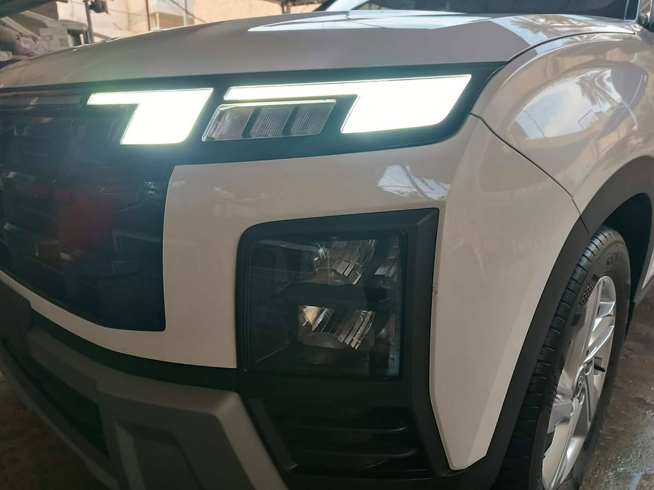 السلام عليكم للبيع فقط بدون مراوس سياره هونداي كريتا فول مواصفات بنراما اشاره ترحيب بصمات ابواب بصمه تشغيل اشاير بالمري مري شفط فول تحكمات وبيها هواي مواصفات بعد كلين تايتل مكفوله من الضربه والصبغ والتبديل والرصعه والشخط موديل 2026  رقم بغداد بأسمي تحويل مباشر ثاني يوم  مكاني كربلاء ماشيه 7000 الف كيلو زيرو محرك 1600 تيربو دبل نوزل السعر 195$ وبيها مجال  اتصال او وات ساب اخواني التفاصيل كلها مذكوره الشراي يتصل وبخدمتكم ***********
