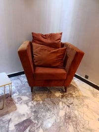 ٤ كراسي • نظيفة جدا