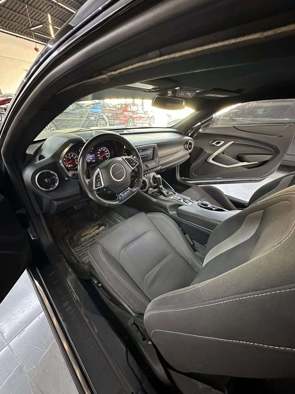 للبيع – Chevrolet Camaro 2022

• ماشية: 65 ألف ميل
• وارد أمريكي 🇺🇸
• ستوك بالكامل (بدون أي تعديل)
• رقم أربيل
• السيارة باسمي تحويل مباشر

🔹 الضرر: جاملغ جهة النفر فقط
🔹 محرك + كير + شاصي + لغود + دواخل + عقول، كلها كفالة.
🔹 سيارة نظيفة ومرتبة جداً
محرك 4 سلندر تيربو 
عليها تغليف : الصندوق و السقف و البنيد أسود طافي
سعرها 139 ورقة
وبيها مجال بسيط للشراي،
ماعجبتك لو سعرها ما عاجبك، تروحلك فدوة السيارة، تاخذ اغات اغاتها ان شاء الله و جوة نعالك.
التواصل على الرقم فقط : ***********
