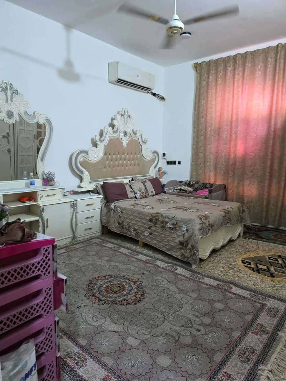دار سكني #للبيع🏠

🌎موقعه #حي_الزيتون_شارع_20
قرب المستوصف الصحي  
المنطقه مشموله بلخدمات 

مساحته 200 متر البيت بناء حديث 
كونكريت مسلح
يحتوي علئ استقبال - صاله- غرفتين نوم -مطبخ - صحيات خارجيه - وداخليه وكراج سياره 

البيت متعوب عليه من ناحيت البناء الحديث
👇👇👇👇
#السعر 120 مليون
للاستفسار اكثر
#واتساب_اتصال_***********📞
أو مراجعه مكتب السند للعقار الكائن في الجزائر شارع المطاعم مقابل مدارس التفوق الاهليه
