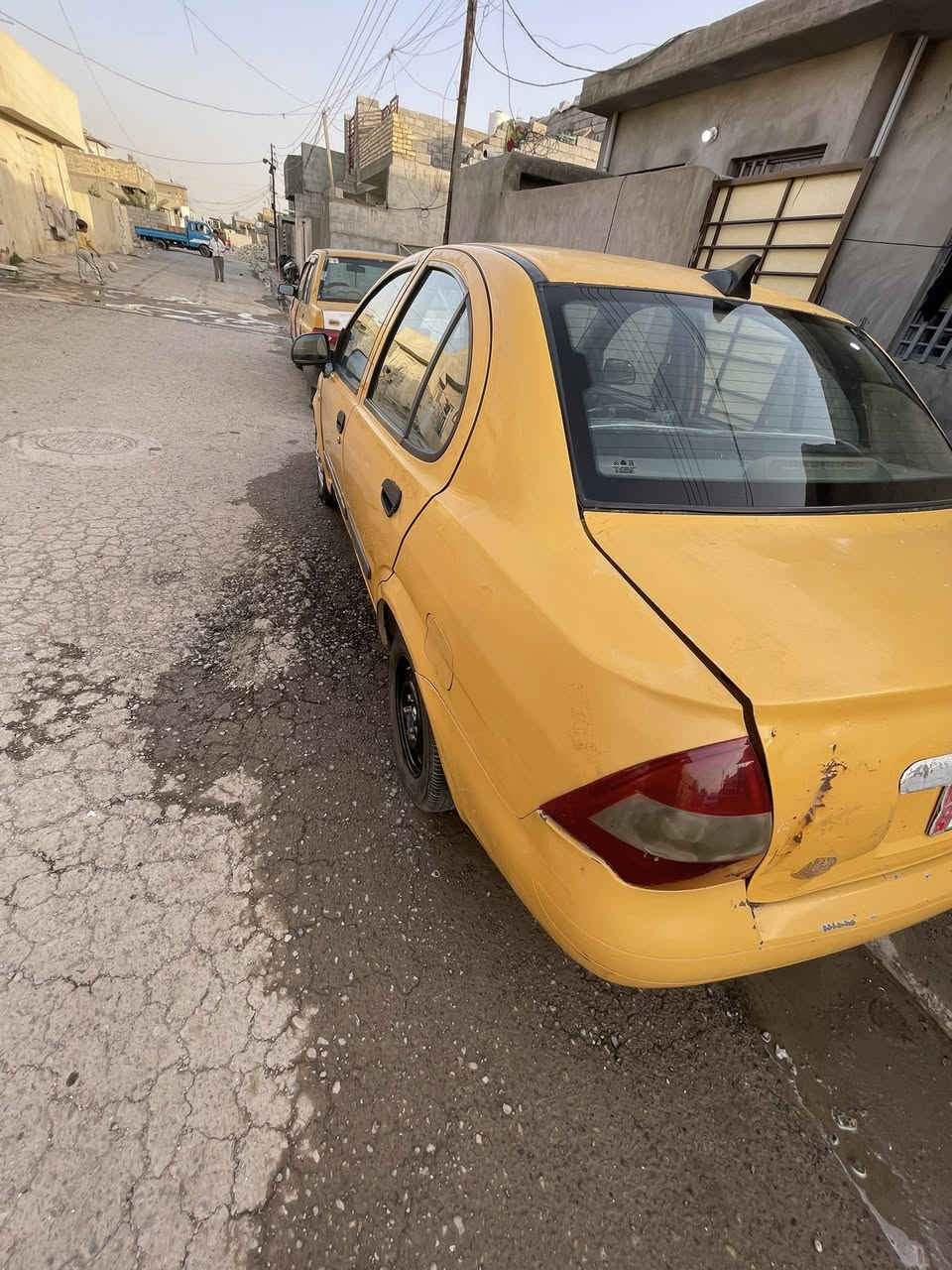 السلام عليكم سياره طيبه موديل  ١٥  سياره شوفت عينك ما ناقصه شي كلشي جديد بيه السعر ٣٣ وبيه مجال شرط  تحويل  مباشر شي قليل سياره بغداد فلكه سلمان الاتصال ***********
