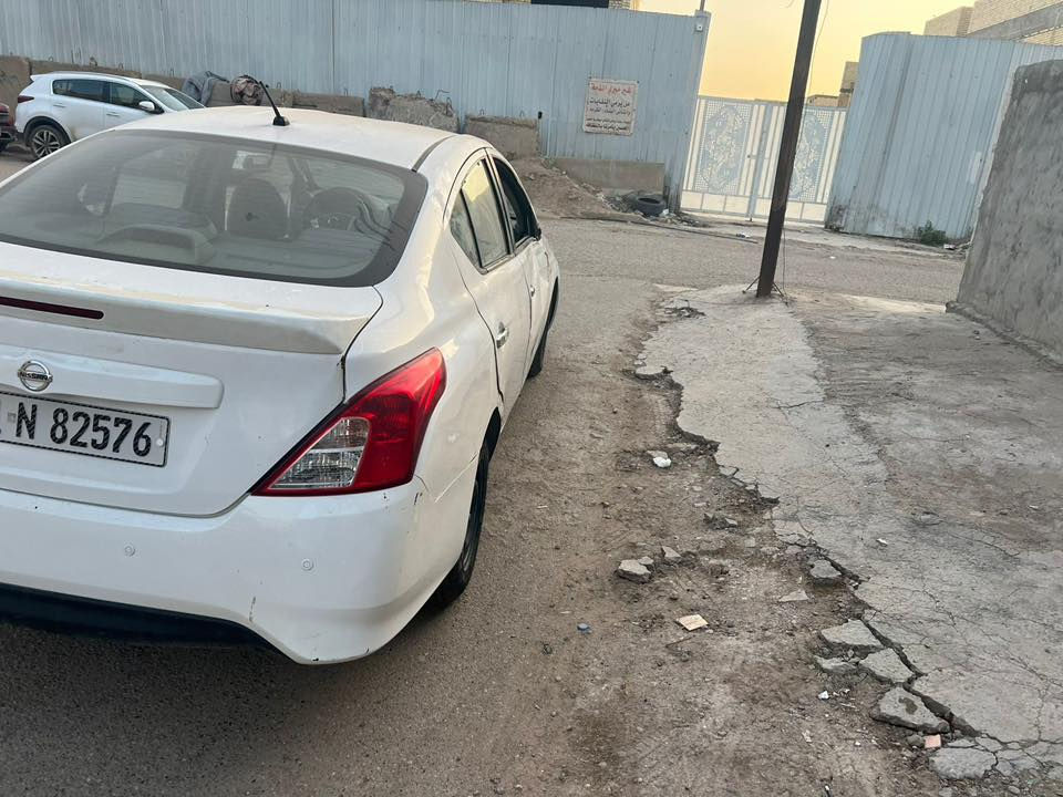 السلام عليكم
اخوان للبيع سني هندي 
موديل 2020 رقم بغداد 
دولي السياره شغاله وتمشي
تحويل مباشر مكان السياره 
بغداد المشتل 
السعر 63  بي مجال قليل
***********
