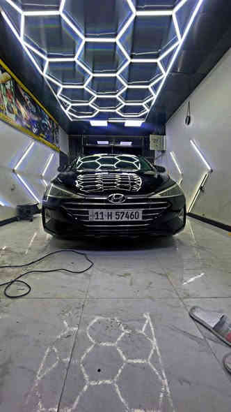 السلام وعليكم النترا موديل 20 حادثه مثل ما موضح بصوره وهنا ب العراق جاملغ بدون دواخل اليبل واحد 
نص فول سياره 
تحكم ستيرن 
شاشه كامره دواره 
مثبت سرعه 
 قياده ذاتيه 
ماشيه 81 ميل 
كير ومكينه بدون تنقيص / المكينه مبدل كازكيت 
الرقم الجديد 
سنويه صار شهر من سقطت 
السعر 128 

العنوان بغداد /جسر ديالى /***********
