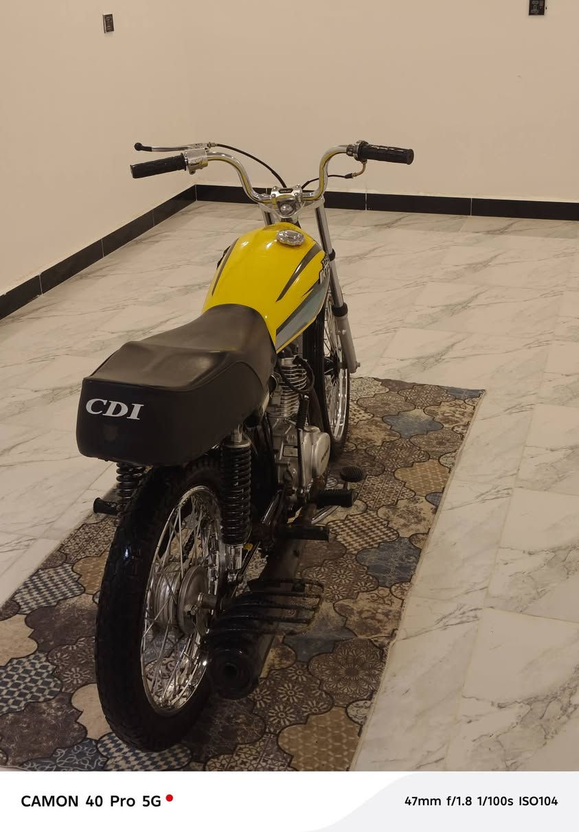 السلام عليكم
انتنس لبيع شاصي 21 اصولي مكينه مامحطوط عليها صبانه دراجه بطله شراي تعال خاص


**إذا كنت صاحب هذا الإعلان وتريد حذفه لأي سبب، رجاءا أرسل رسالة إلى الدعم الفني**