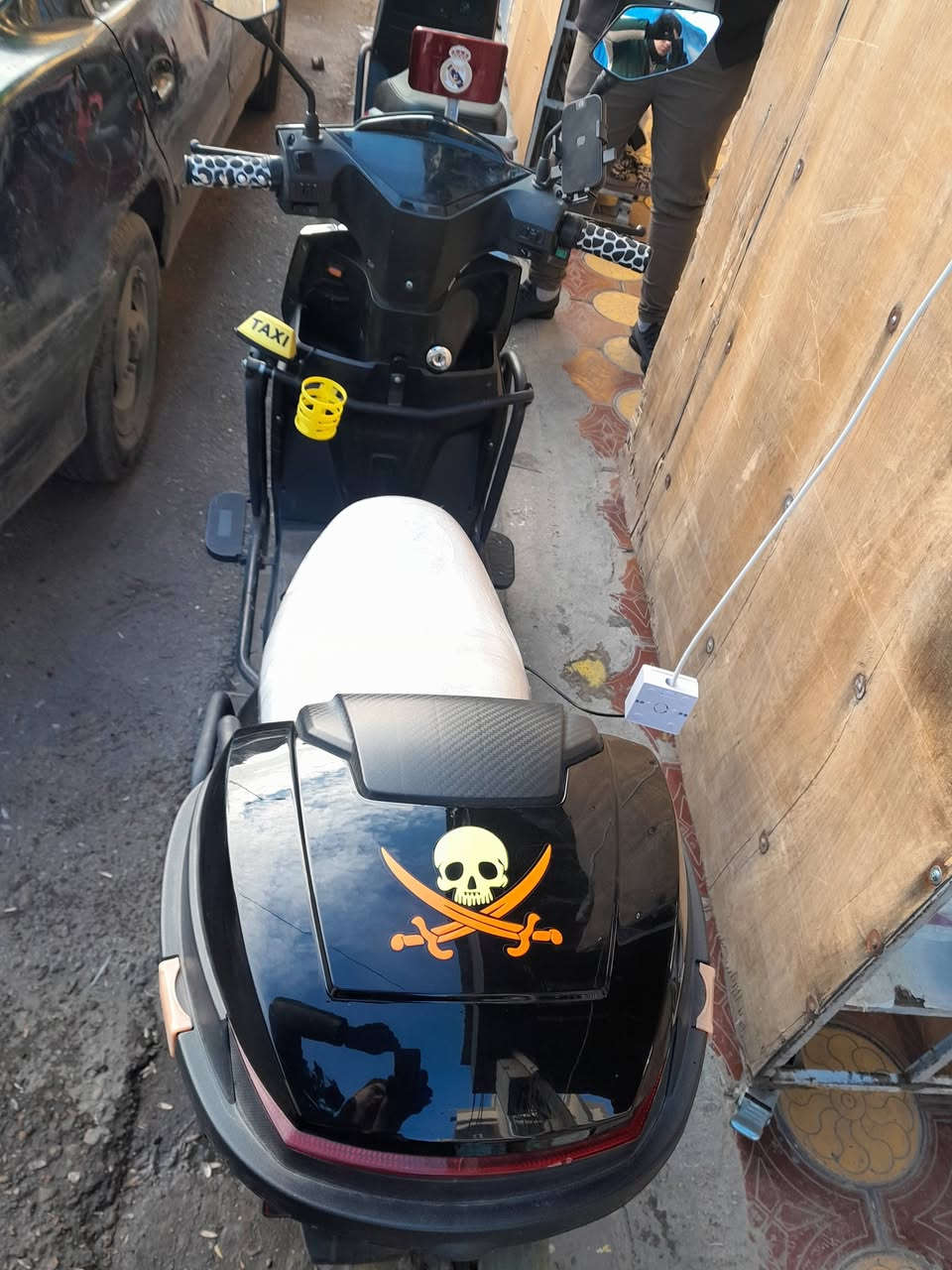 سلام عليكم داجه سكنس لماسه للبيع
السعر 650وبيه مجال عدد البطاريات 6 
رقم ***********
المكان لفلوجه
