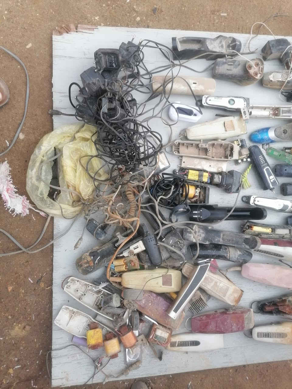 بي عاطل وبي شغال أعلى سعر ابيع


**إذا كنت صاحب هذا الإعلان وتريد حذفه لأي سبب، رجاءا أرسل رسالة إلى الدعم الفني**