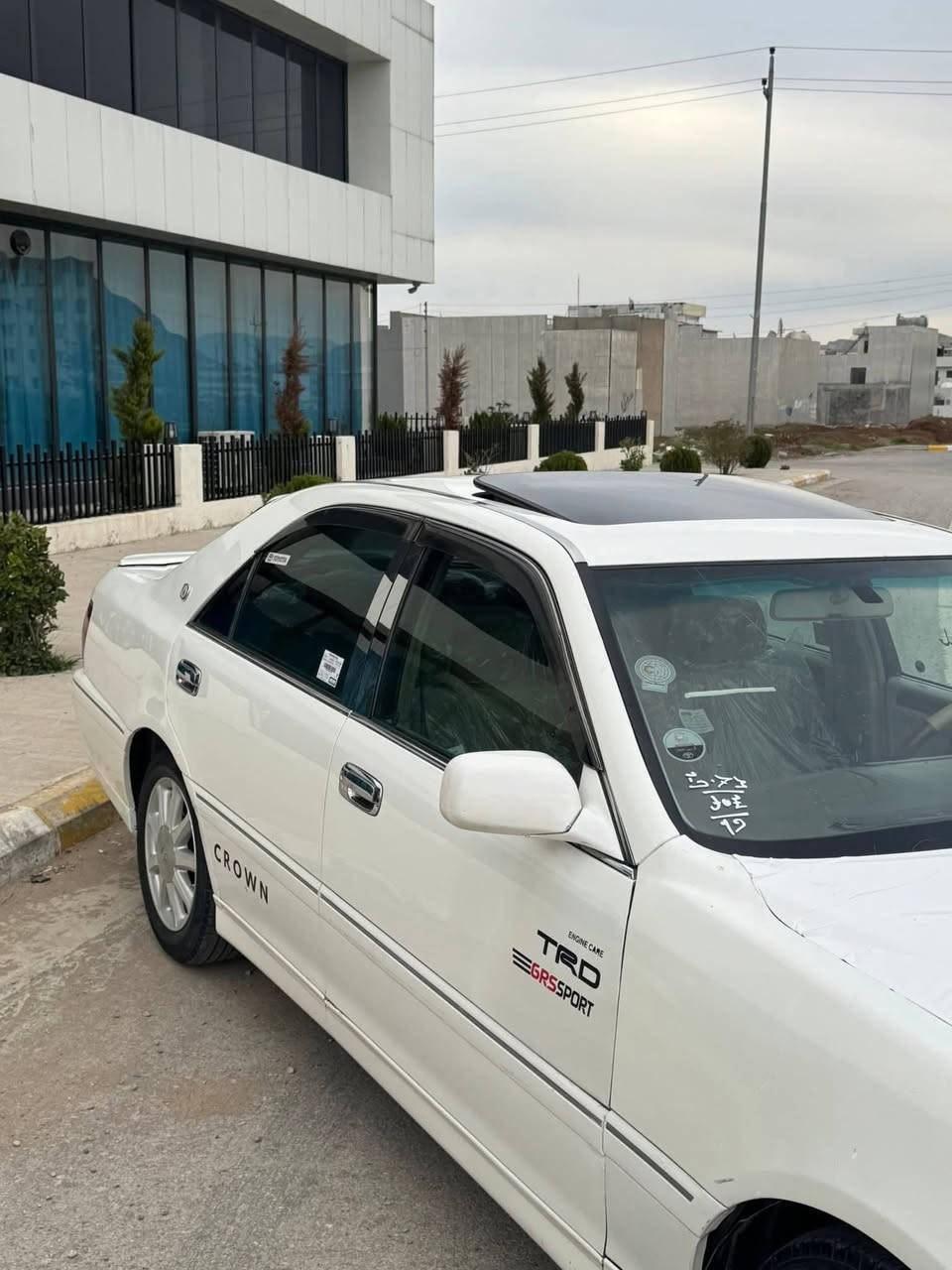 سەرەتا بە ناوی خوای گەورە
تپیۆتا کڕاون مەلیکە بۆ فرۆشتن
بڕاوە بڕاوە
مەکینە d4 گەورە
٢٠٠٣ سپی سەدەف
پێش و دوا کریستاڵ
کامل زینۆنی بۆ بەسراوە
داشبوڵ نەجەف
٣ دوگمەی پەردە
٤ کوشن کارەبا
سارد و گەرمی مەزبوتە
پەردەی ئیش دەکا مەزبوتە
شاشە و لەمسی مەزبوتە
ویل نەجمە و تایەی خاوێن
گێڕ و مەکینە بەشەرت
سەقف و حیزام بەشەرت
دەعم و لێدراو بەشەرت
سعری 44 گەڵا و مەجال
***********
