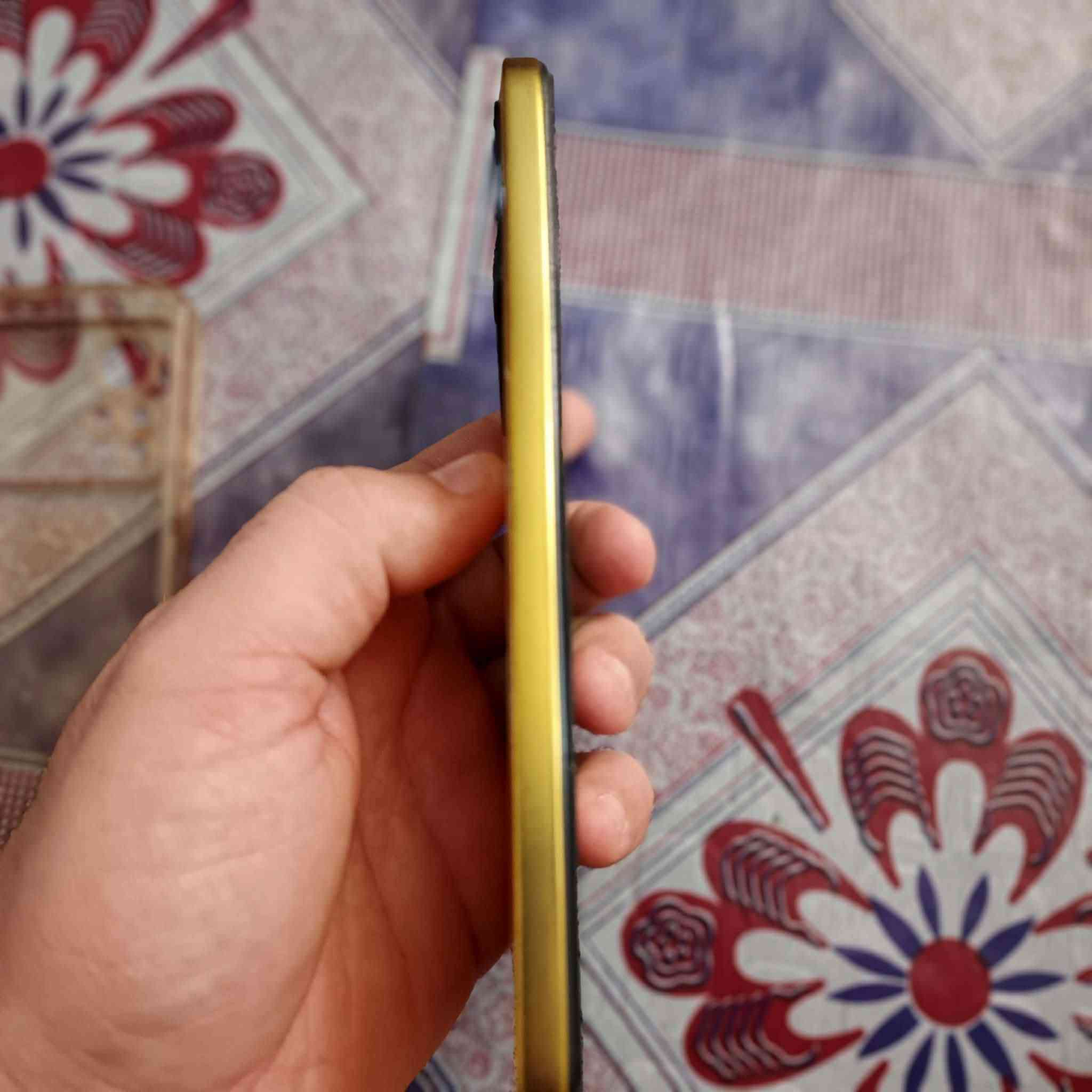 السلام عليكم موبايل للبيع POCO X4 Pro 5G مكفول شرط الفحص مداخل تصليح بدون ملحقات ذاكره 256 عشوائية 16 السعر 210 وبي مجال مكاني كربلاء اليريده يخابرني هاذه
 ‏‪***********‬‏ اسيا ***********

