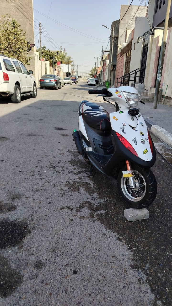 السلام عليكم دراجه عدله كلشي ما بيه ما مفتوحه و كفاله عامه و ما تطكع ولا شي دراجه نظيف و شلعته حلوه و بمشي حلوه دراجه مكفوله من تاير ل مكينه رايده ب 650 بيه مجال  *********** تواصل
