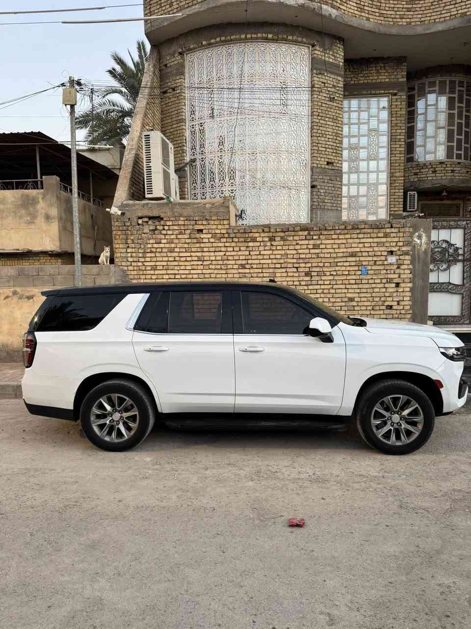 السلام عليكم 
تاهو بوليسي 
الموديل2022
رقم بصرة جديد بأسمي تحويل نفس اليوم 
الحادث جاملغ خلفي مصبوغ+باب خلفي تبديل
ماشية 107 كيلو متر 
السياره جاهزه وكلش حلوه. اكرر السياره بوليسيه
صور الحادث موجوده بالمنشور شوف المنشور واقرى عدل واتصل
السعر348 ورقه مجال قليل جداً
كشنات كهربائي كاميرا شاشه رادار امامي خلفي  حساسات خلفي

والمواصفات المعروفة
عنواني البصرة الجنينه 
***********
