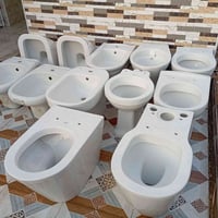 مقاعد غربي • مغاسل تعليق • جديد