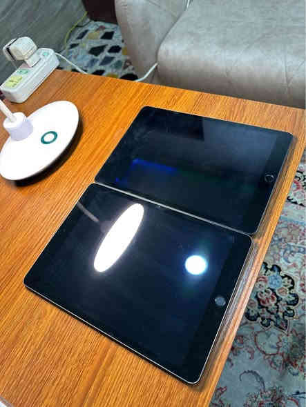 ايباد 9 ذاكرة 128 اخو الجديد نضيف كلش ويا الكارتونه مالته مستخدم فقط للدراسة سعره 250 الف مكاني بغداد الحسينية الرقم *********** بغداد
