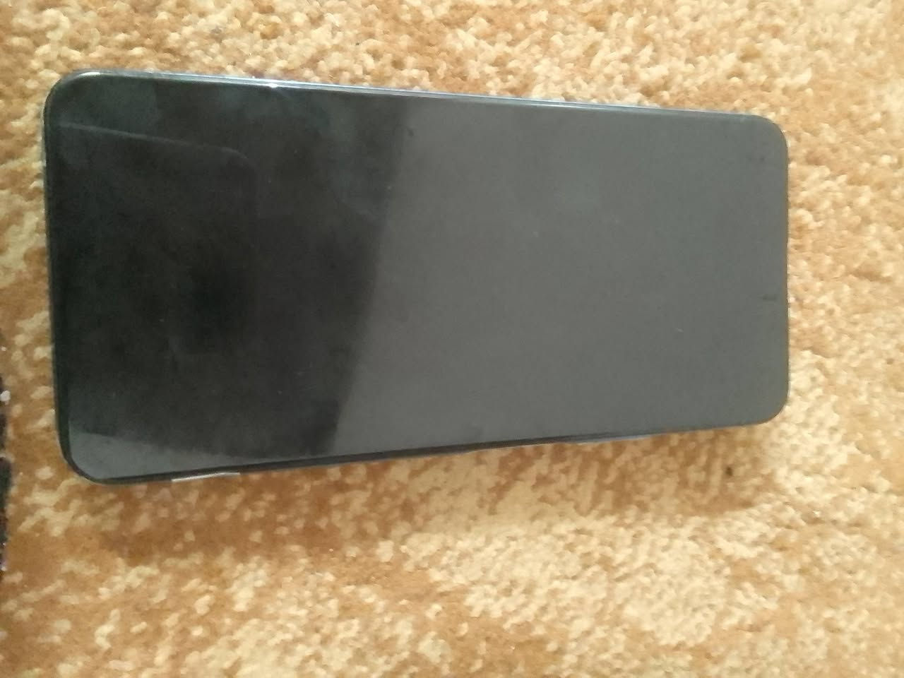 السلام عليكم ورحمة عندي مبايل للبيع شقال ولا عطل مكان ديالى بعقوبة *********** السعر ٥٠ بي مجال بسيط
