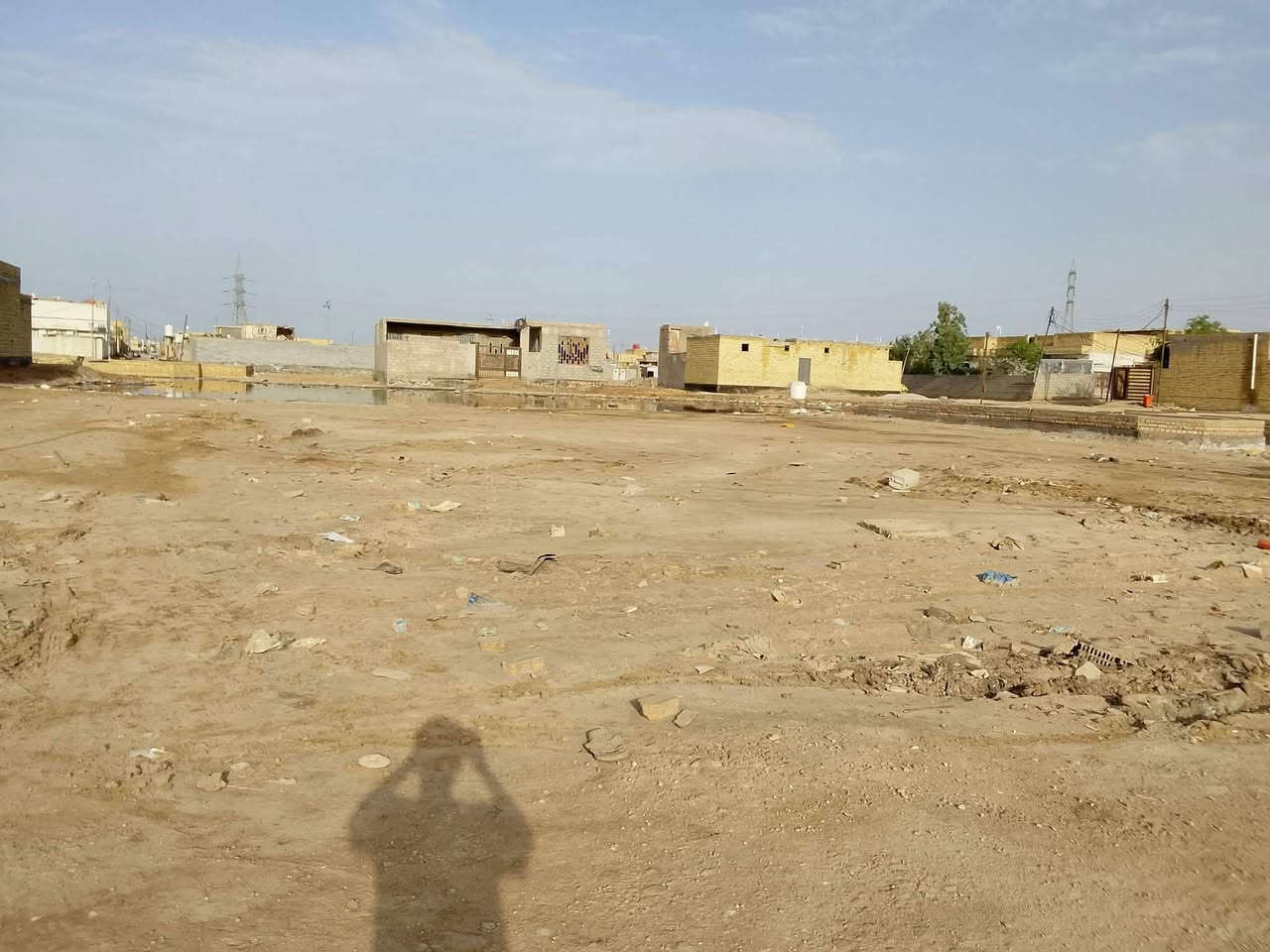 للبيع قطعتين طبگ المساحه الكليه 500م بالصخيين قريبه من المدارس موقع مميز جدا والشراي يتصل أو يراسل واتساب وبي خيرويدلل هذا رقمي للتواصل *********** مشمولة بالطابو. وبيها وصل

