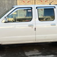 نيسان • ٢٠٠٢ • جير عادي