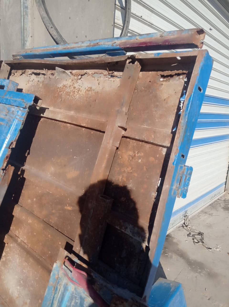 بديات البيع مكاني براكيه الواحد   50 الواحد الشراي يتصل ***********
