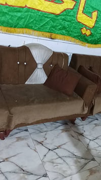 قنفات 6 قطع مقاعد 4.كرسي. وزاويه 250 سعرهن  تواصل واتساب 07887487127