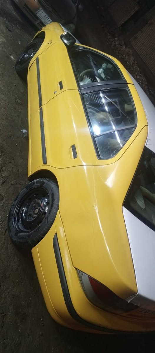 السلام عليكم 
سمند ٢٠١١
جاهزه مكينه كير خير من الله 
مصفره هيه او غرامات. اب اسمي 
٣٣
بغداد حي الجهاد.    ***********
