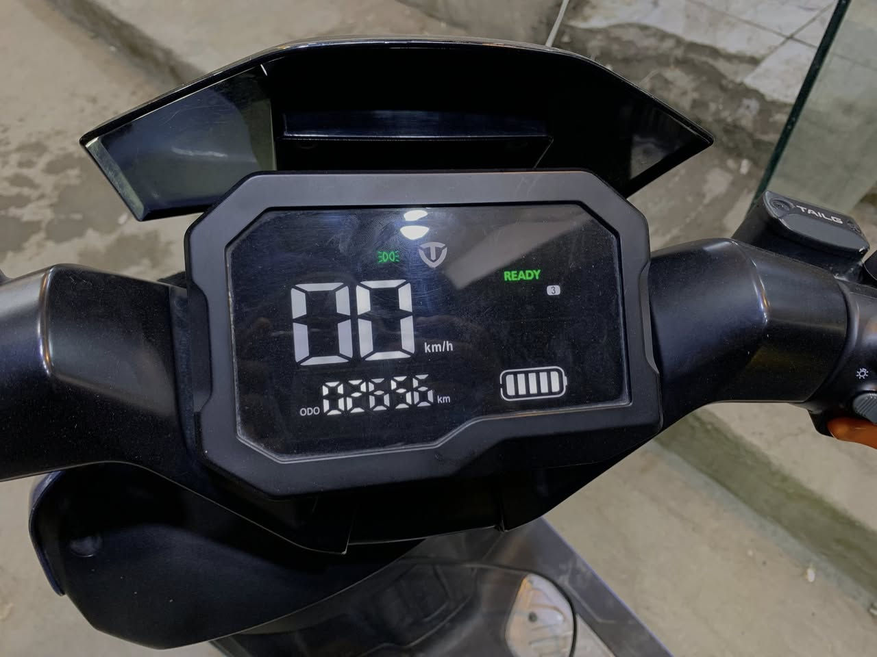 دراجة ريان وحش الكون للبيع
العنوان :بغداد الشعلة الخطيب
لتواصل :*********** 
السعر 925
