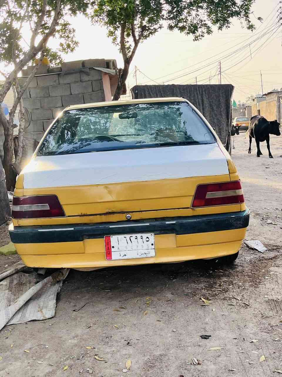 السلام عليكم بيجو 405موديل 16 سنوية منتهي ب21 راعيها موجود  مكينه جديدة السيارة حلوة وكاعده يرادلها ترتيبات جنت ارتب بيها بسبب الانشغال عفتها  تبريد شغال عوزة بوري وتربط الكمبريسر السعر 25 وبيها مجال مستعجل ع بيعتها للاستفسار واتساب ***********او الاتصال ع خط ***********مكاني بصرة جبيلة
