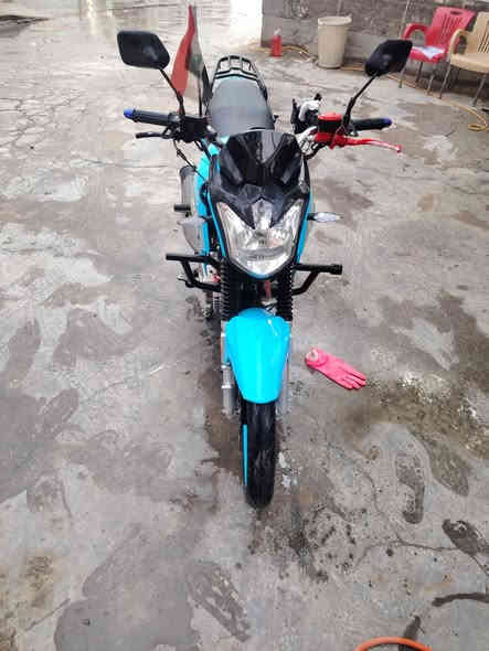 السلام عليكم دراجه شاينك للبيع محرك250 اوراق اصولي
الدراجه كامل ومكفوله مكان بابل محاويل 
***********
